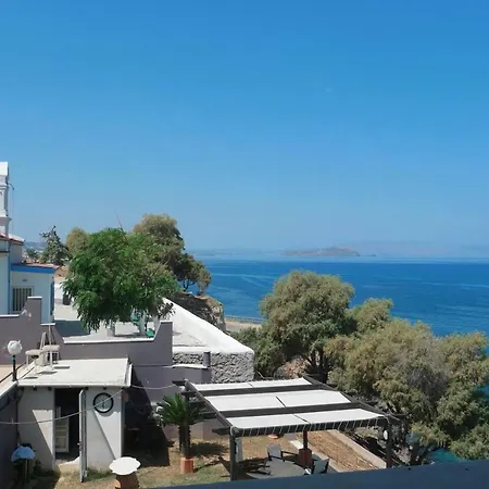 Elpida Seafront Paradise Apartment In Crete Chania  Exterior photo